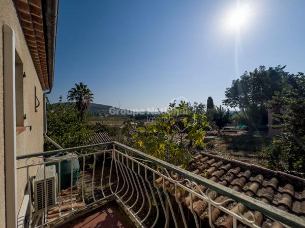 Lorgues (83510) Villa Lorgues 6 pièce(s) 131 m2, studio, piscine, garage.