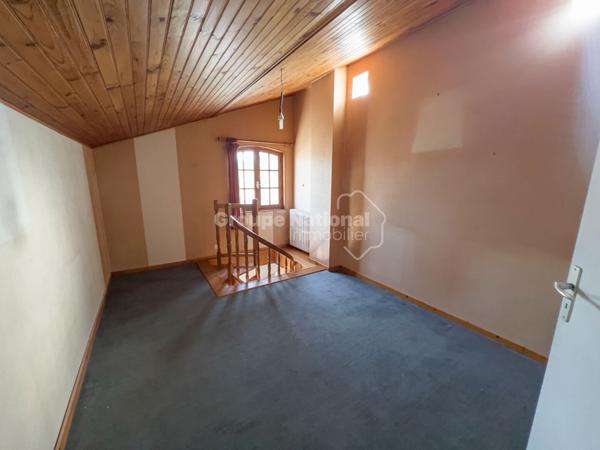 Lorgues (83510) Villa Lorgues 6 pièce(s) 131 m2, studio, piscine, garage.