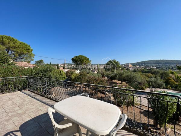 Lorgues (83510) Villa Lorgues 6 pièce(s) 131 m2, studio, piscine, garage.