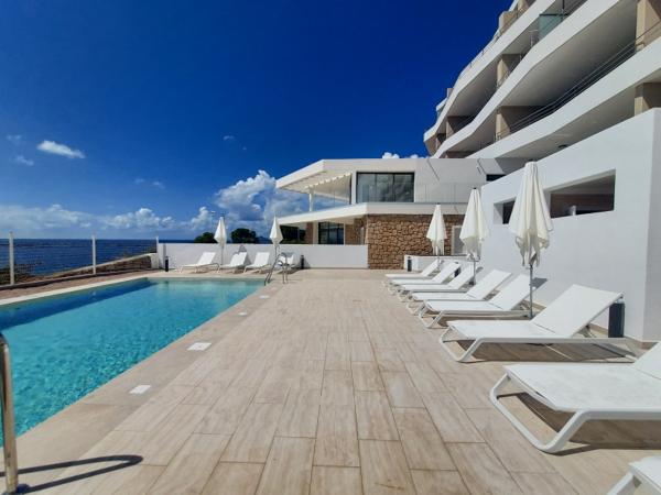 Sanguinaires T2 récent avec très belle vue mer tout équipé Ajaccio (20000)