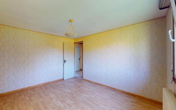 Maison à vendre    6 pièces •  Évette-Salbert