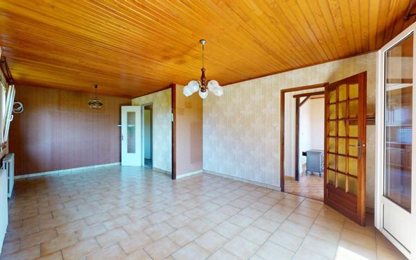 Maison à vendre    6 pièces •  Évette-Salbert