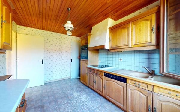 Maison à vendre    6 pièces •  Évette-Salbert