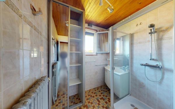 Maison à vendre    6 pièces •  Évette-Salbert