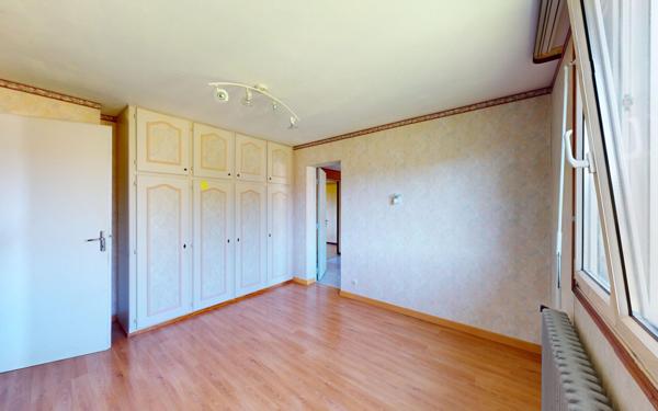 Maison à vendre    6 pièces •  Évette-Salbert