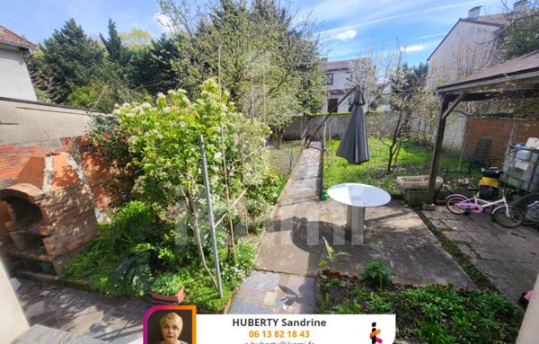 Bondy  grande maison familiale ou divisible en 3 appartements