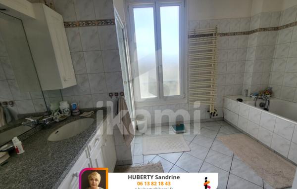 Bondy  grande maison familiale ou divisible en 3 appartements