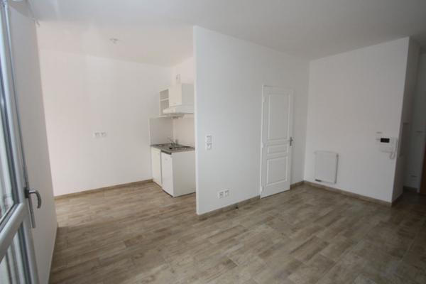 LOCATION : appartement T1 (28 m²) à ORLEANS