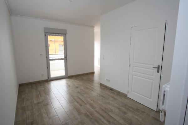 LOCATION : appartement T1 (28 m²) à ORLEANS