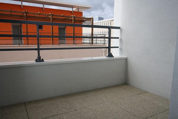 LOCATION : appartement T1 (28 m²) à ORLEANS