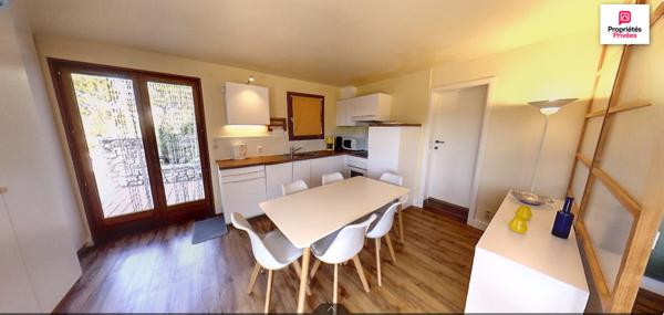 Maison avec Piscine, Studio et Garage