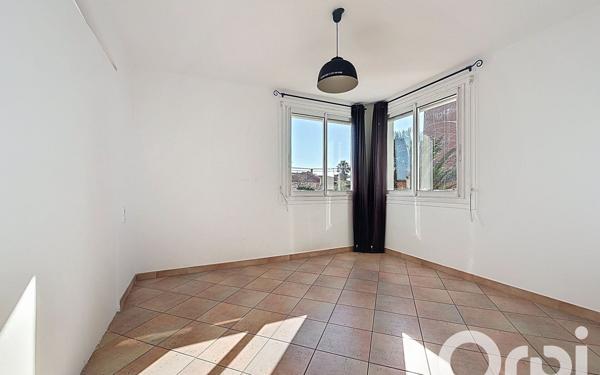 Maison à vendre    5 pièces •  Perpignan