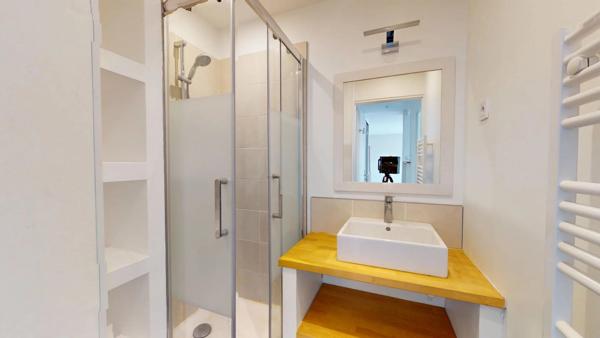 Location                                                      Appartement
                        
                     2 pièces                      42 m2                     à Pontault-Combault