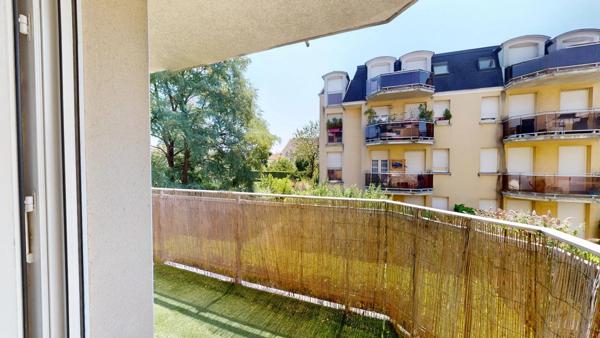 Location                                                      Appartement
                        
                     2 pièces                      42 m2                     à Pontault-Combault