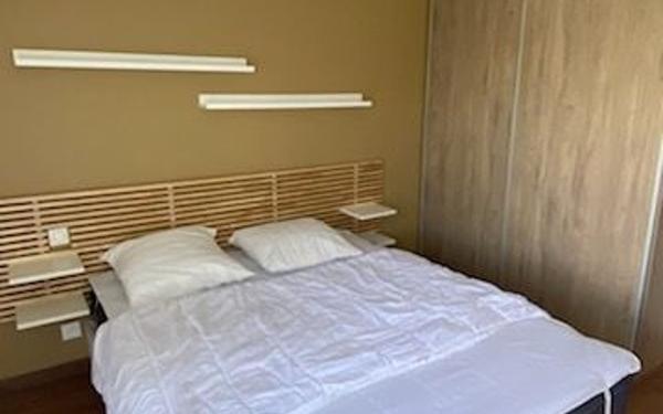 Appartement à vendre    2 pièces • 47 m2 Artiguelouve