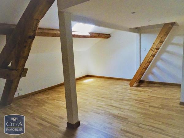 Appartement à louer 1 pièce 22.98m² Bourg-en-Bresse (01000)