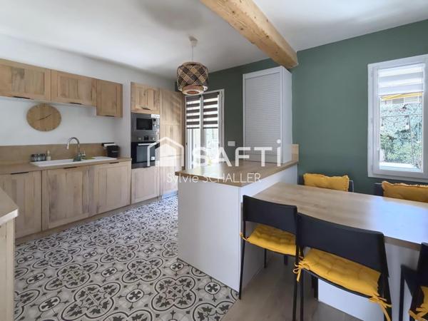 maison individuelle de plain pied avec piscine