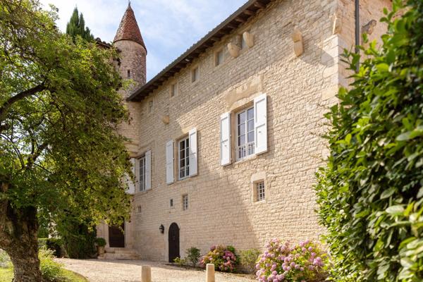 Magnifique château fortifié du XVIe siècle à proximité d’Albi
