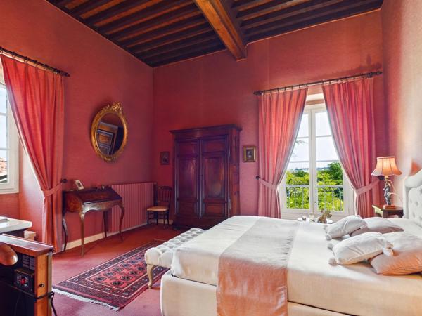 Magnifique château fortifié du XVIe siècle à proximité d’Albi