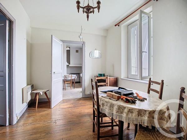 Immeuble à vendre  250,40 m2 ST GIRONS - 09