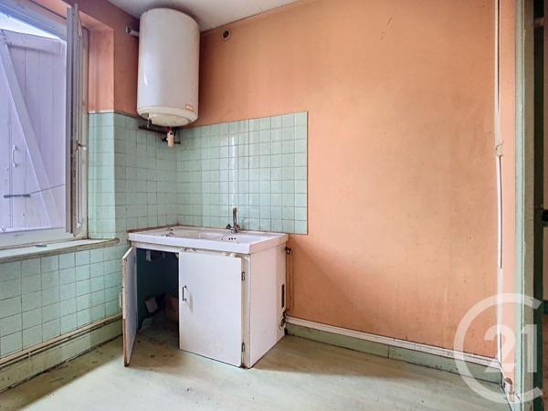 Immeuble à vendre  250,40 m2 ST GIRONS - 09