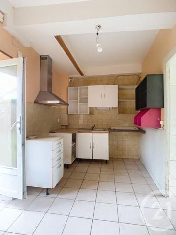Immeuble à vendre  250,40 m2 ST GIRONS - 09