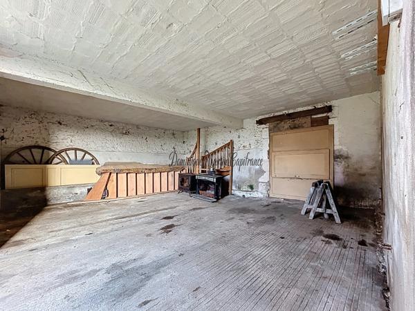 EPEIGNE SUR DEME (37)-Maison à vendre 3 pièces- terrain 2575m²- dépendances