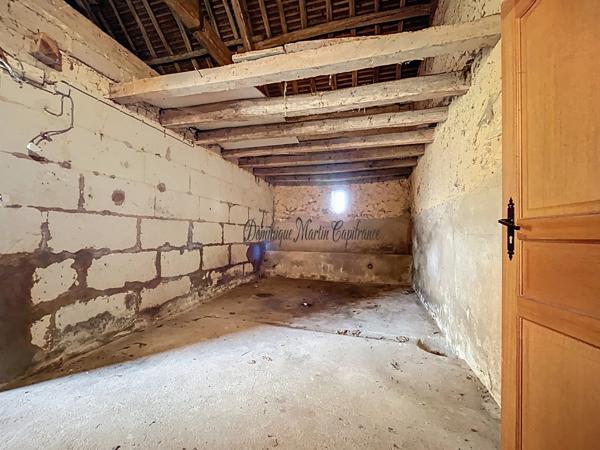 EPEIGNE SUR DEME (37)-Maison à vendre 3 pièces- terrain 2575m²- dépendances