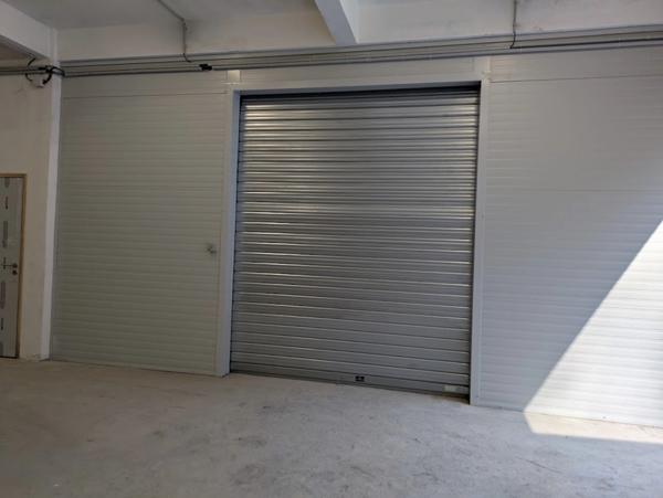 Locaux industriel à louer FROGES (38) 150 m²