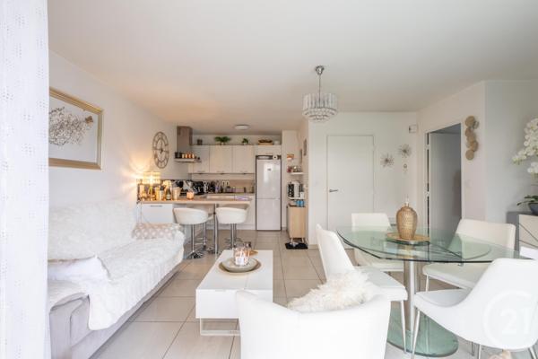 Appartement F2 à vendre  2 pièces - 54,77 m2 ST RAPHAEL - 83