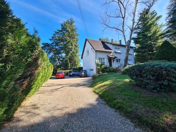 Magnifique maison sur grand terrain 3700m2