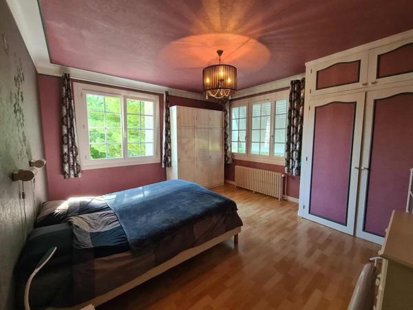 Magnifique maison sur grand terrain 3700m2