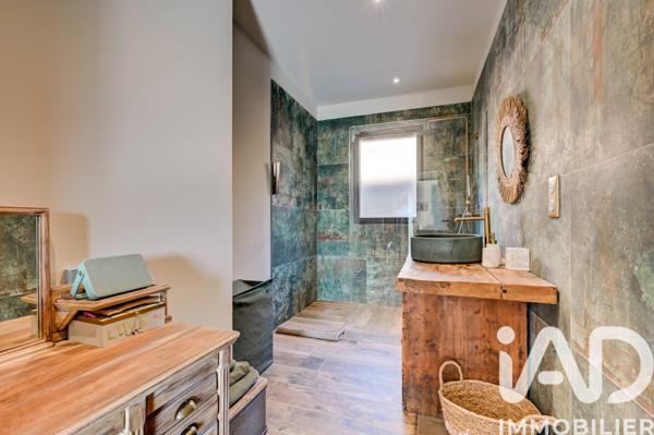 Maison à vendre 8 pièces 288 m² Le Castellet