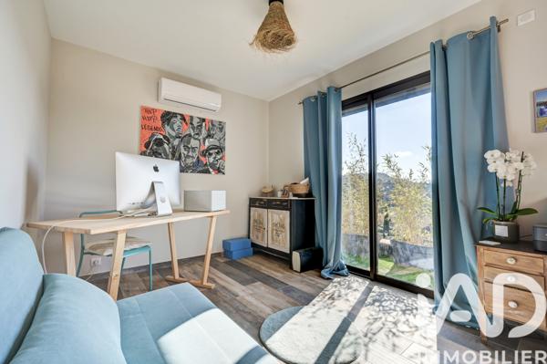 Maison à vendre 8 pièces 288 m² Le Castellet