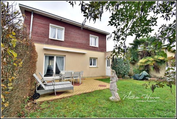Évreux - Quartier Saint-Michel : maison contemporaine de 2008 avec 4 chambres et jardin