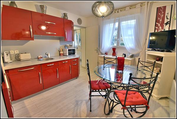 Évreux - Quartier Saint-Michel : maison contemporaine de 2008 avec 4 chambres et jardin