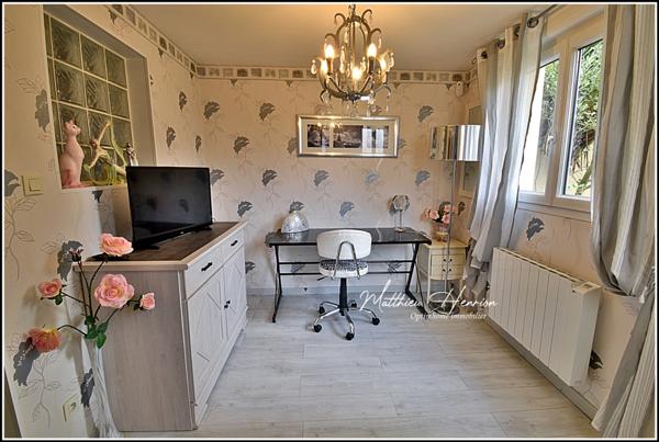 Évreux - Quartier Saint-Michel : maison contemporaine de 2008 avec 4 chambres et jardin