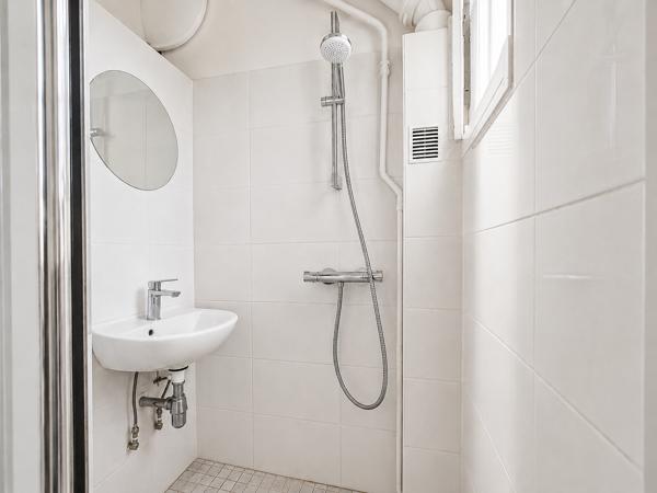 Appartement
         1 pièce
        - 24 m² Exclusivité 219 000 € *