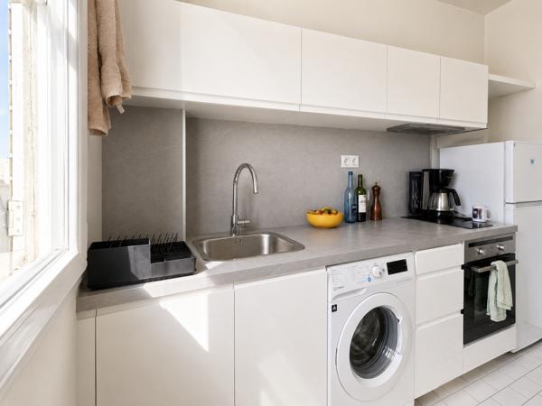 Appartement
         1 pièce
        - 24 m² Exclusivité 219 000 € *