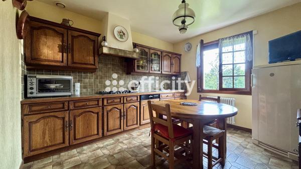 Maison
         6 pièces
        - 132 m² 364 000 € *