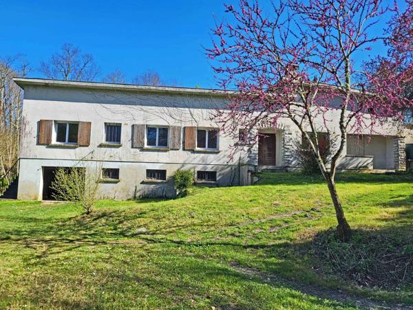Grande maison individuelle dans un cadre magnifique, à deux pas du Golf de Cognac