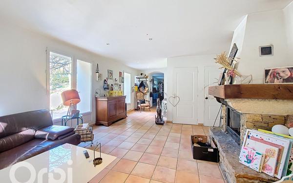 Maison à vendre    3 pièces •  Le Beausset