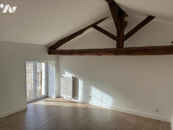 BOURG DE ST GEORGES LES BX - 180 M² HAB - 5 CHAMBRES