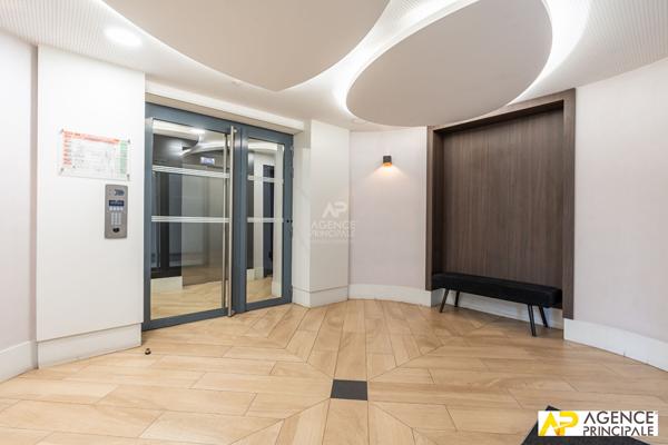 Appartement 1 pièce(s) 38 m2 295 000 € **  - Référence  13524
