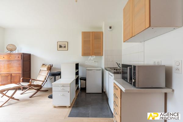 Appartement 1 pièce(s) 38 m2 295 000 € **  - Référence  13524
