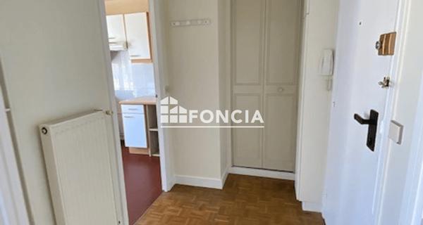 Location Appartement 2 pièces 57 m² - Melun 77000