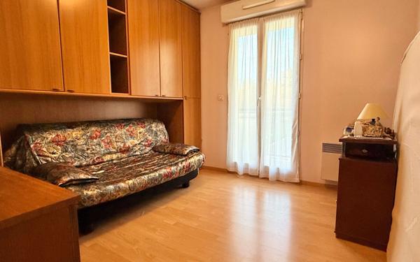 Appartement à vendre    4 pièces • 100 m2 Morangis