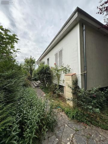 Maison individuelle à vendre à Saint-Cyr-sur-Loire dans l'Indre-et-Loire (37540), ref :