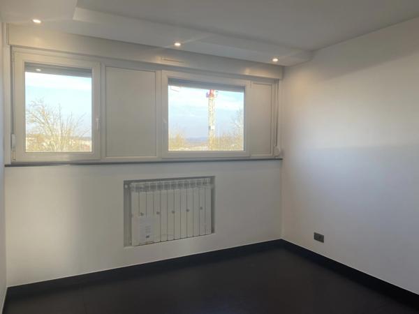 Appartement à vendre 4 pièces MONT SAINT MARTIN (54)