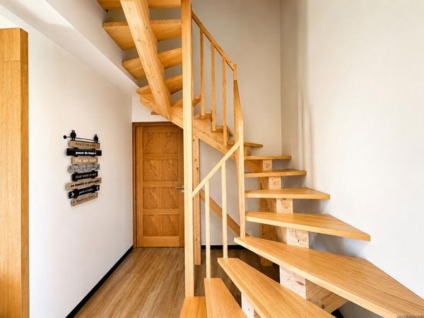 VILLA LANDAISE NEUVE AU COEUR DU VILLAGE, À DEUX PAS DE L'OCÉAN